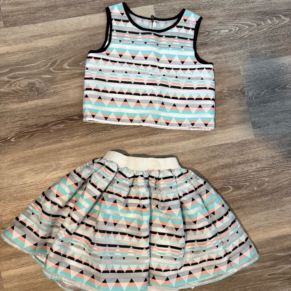 Pippa & Julie Girls 2 Piece Skirt Set Size 10